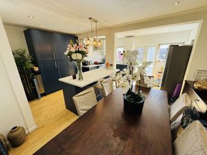 Photo 11- click for photo gallery